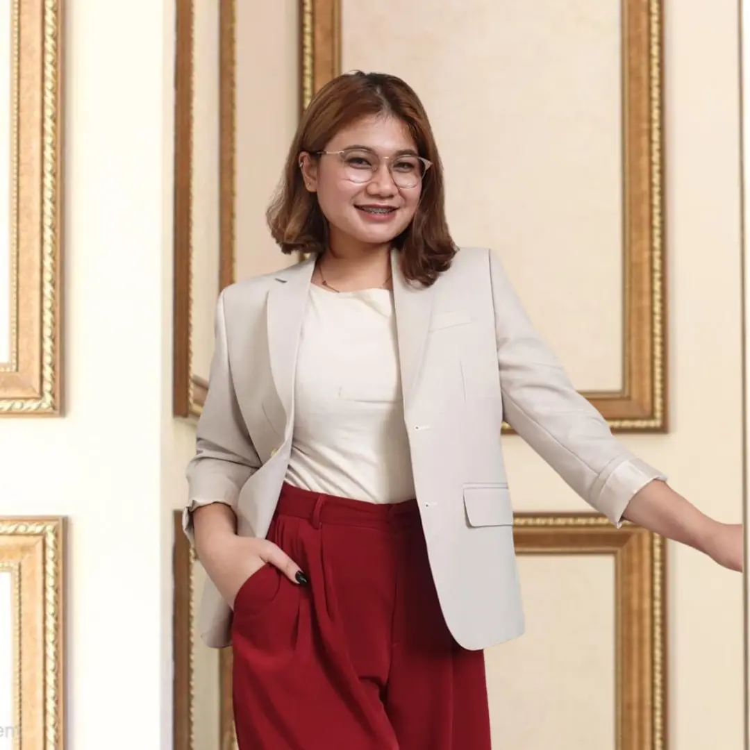 Lyn Aurora Legarteja